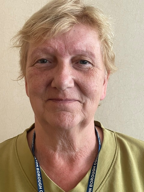 Cllr Angela Ball headshot